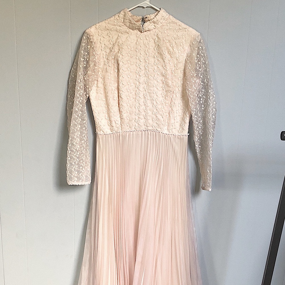Vintage 1970s Iridescent Pink Pearl Wedding Dress